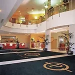 Plaza 4*