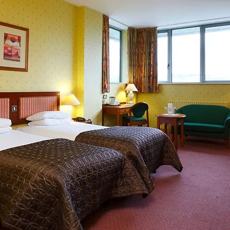 广场酒店塔拉特 塔拉特