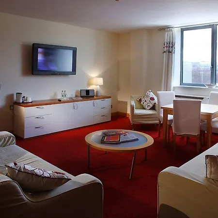 Hotell Plaza 4*