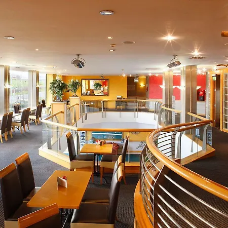 广场酒店塔拉特 酒店 塔拉特