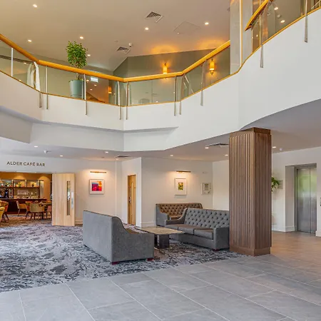 Plaza Hotel Tallaght