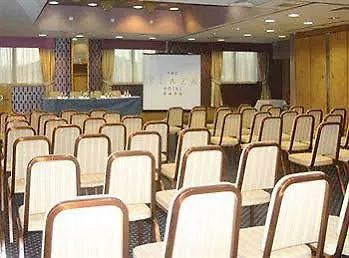 广场酒店塔拉特 酒店