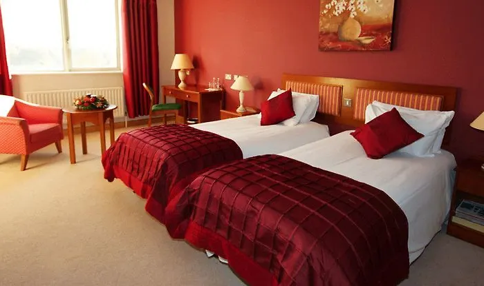 Plaza Hotel Tallaght