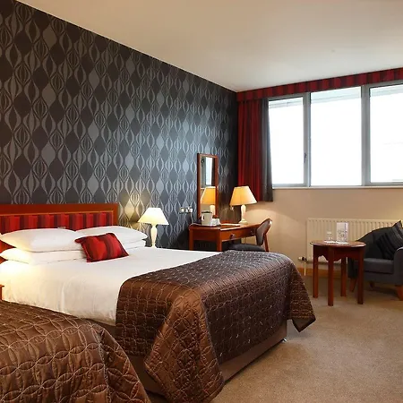 Hotel Plaza 4*