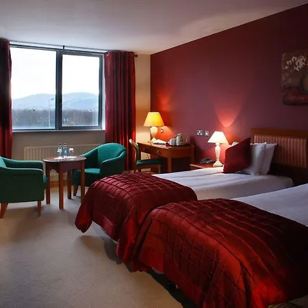 Plaza Hotel 4*