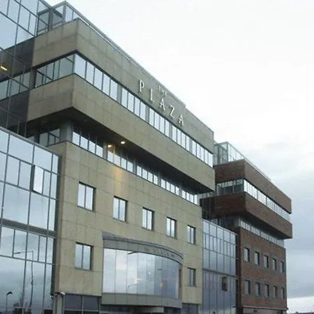 Hotel Plaza 4*